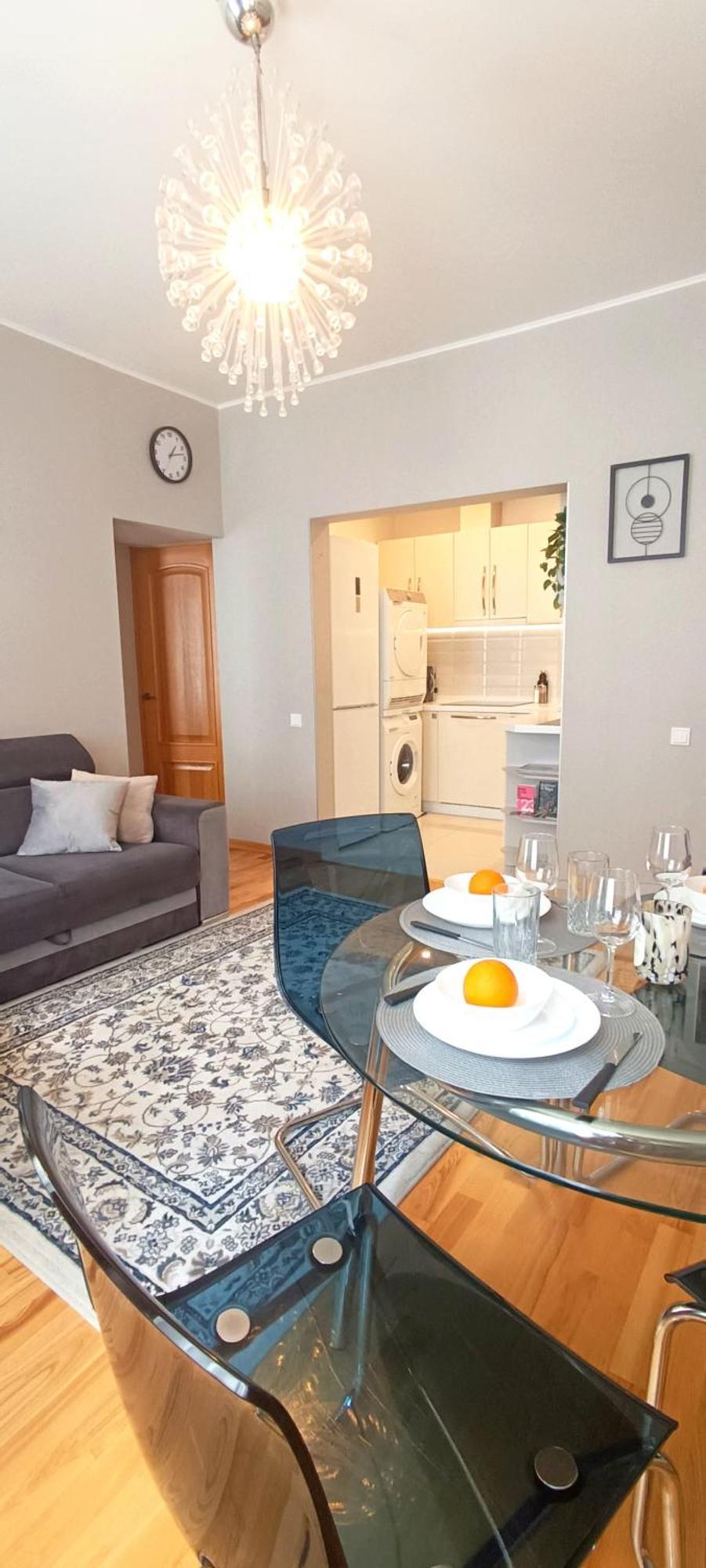 Old Town 2 Bedroom Near Dome Square & Scenic Waterfront Appartement
